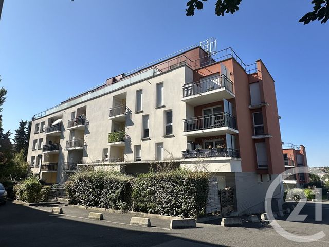 Appartement F2 à vendre - 2 pièces - 42,98 m2 - Corbeil Essonnes - 91 - ILE-DE-FRANCE