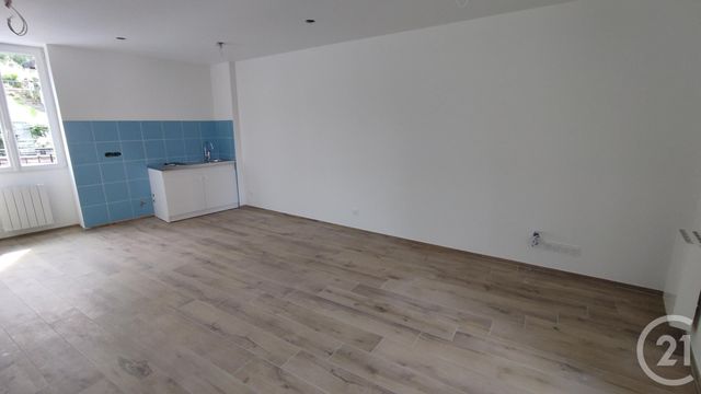 Appartement Studio &agrave; louer - 1 pi&egrave;ce - 27,06 m2 - Corbeil Essonnes - 91 - ILE-DE-FRANCE