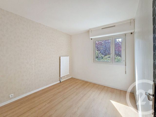 Appartement F4 à vendre - 4 pièces - 73,50 m2 - Corbeil Essonnes - 91 - ILE-DE-FRANCE
