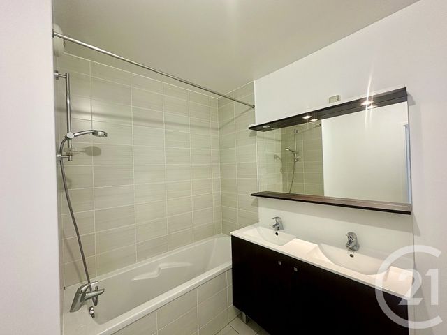 Appartement F3 à vendre - 3 pièces - 61 m2 - St Pierre Du Perray - 91 - ILE-DE-FRANCE