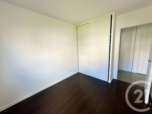 Appartement F3 à vendre - 3 pièces - 61 m2 - St Pierre Du Perray - 91 - ILE-DE-FRANCE