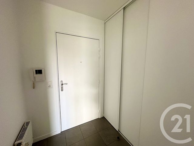 Appartement F3 à vendre - 3 pièces - 61 m2 - St Pierre Du Perray - 91 - ILE-DE-FRANCE
