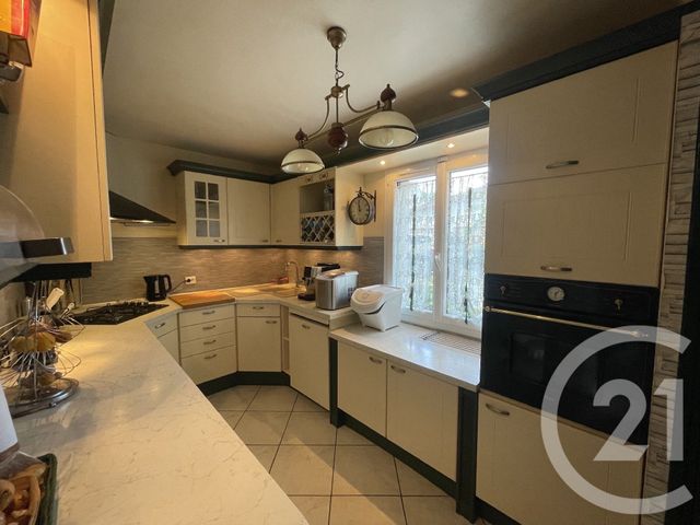 Maison à vendre - 6 pièces - 119,98 m2 - Corbeil Essonnes - 91 - ILE-DE-FRANCE