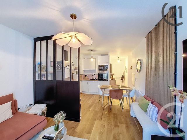 Appartement F2 à vendre - 2 pièces - 46 m2 - Corbeil Essonnes - 91 - ILE-DE-FRANCE