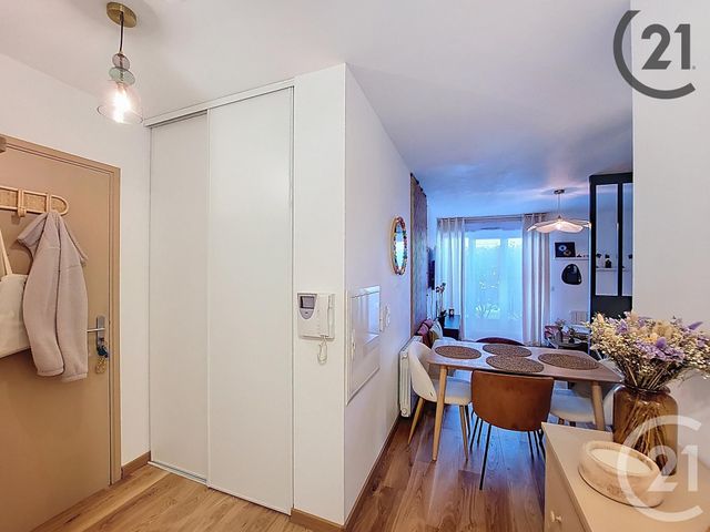 Appartement F2 à vendre - 2 pièces - 46 m2 - Corbeil Essonnes - 91 - ILE-DE-FRANCE