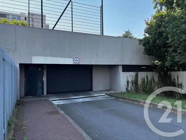 Parking à vendre - 12 m2 - Corbeil Essonnes - 91 - ILE-DE-FRANCE
