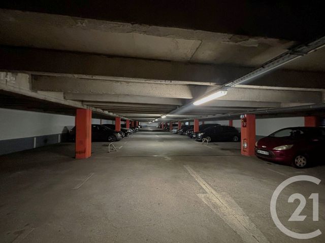 Parking à vendre - 12 m2 - Corbeil Essonnes - 91 - ILE-DE-FRANCE