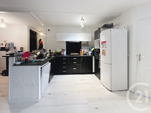 Appartement à vendre - 4 pièces - 75 m2 - Corbeil Essonnes - 91 - ILE-DE-FRANCE