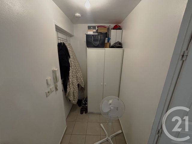 Appartement Studio à vendre - 1 pièce - 20 m2 - Corbeil Essonnes - 91 - ILE-DE-FRANCE