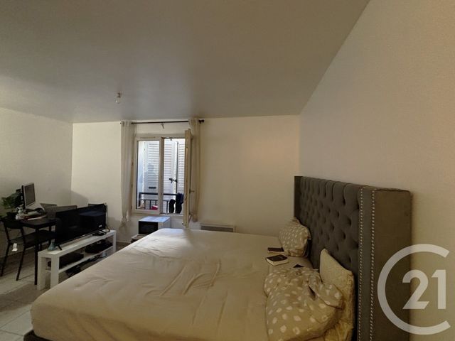 Appartement Studio à vendre - 1 pièce - 20 m2 - Corbeil Essonnes - 91 - ILE-DE-FRANCE
