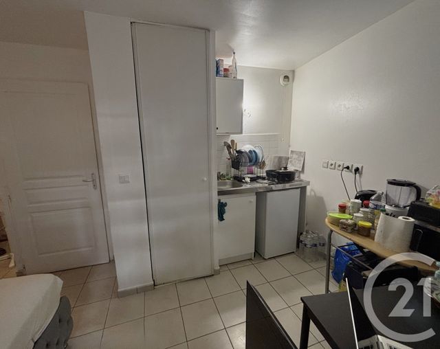 Appartement Studio à vendre - 1 pièce - 20 m2 - Corbeil Essonnes - 91 - ILE-DE-FRANCE