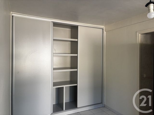 Appartement Local à vendre - 5 pièces - 300 m2 - Corbeil Essonnes - 91 - ILE-DE-FRANCE