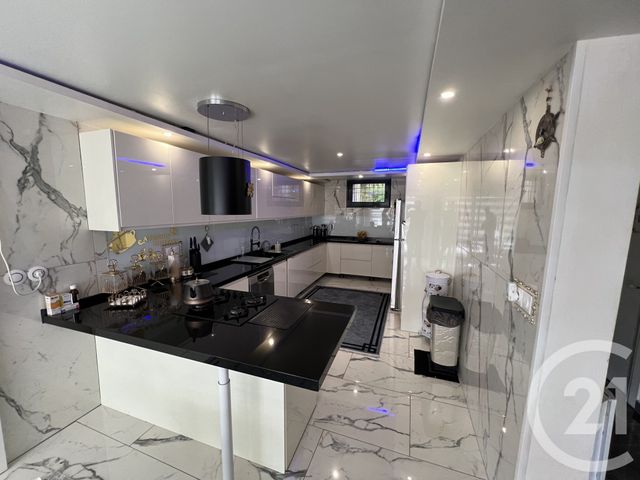 Maison à vendre - 7 pièces - 108 m2 - Corbeil Essonnes - 91 - ILE-DE-FRANCE