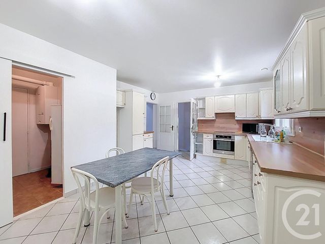 Maison à vendre - 7 pièces - 164,97 m2 - St Germain Les Corbeil - 91 - ILE-DE-FRANCE