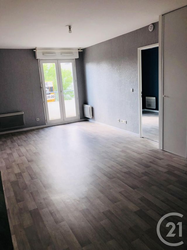 Appartement F2 &agrave; louer - 2 pi&egrave;ces - 43,15 m2 - Corbeil Essonnes - 91 - ILE-DE-FRANCE