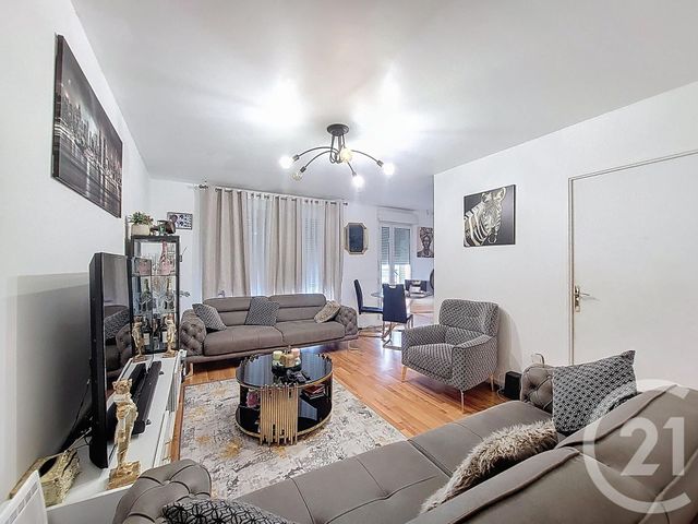 Appartement F3 à vendre - 3 pièces - 60,67 m2 - Corbeil Essonnes - 91 - ILE-DE-FRANCE