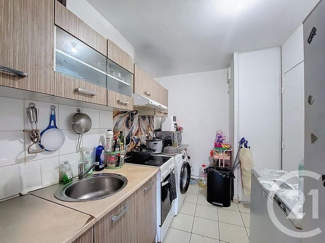 Appartement F3 à vendre - 3 pièces - 60,67 m2 - Corbeil Essonnes - 91 - ILE-DE-FRANCE