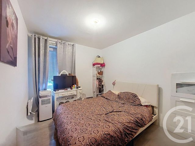 Appartement F3 à vendre - 3 pièces - 60,67 m2 - Corbeil Essonnes - 91 - ILE-DE-FRANCE