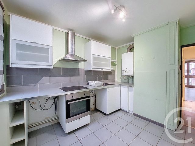Appartement F3 à vendre - 3 pièces - 64,64 m2 - Corbeil Essonnes - 91 - ILE-DE-FRANCE