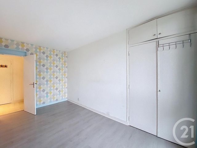 Appartement F3 à vendre - 3 pièces - 64,64 m2 - Corbeil Essonnes - 91 - ILE-DE-FRANCE