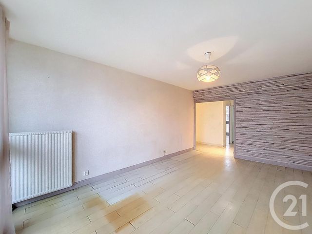 Appartement F3 à vendre - 3 pièces - 64,64 m2 - Corbeil Essonnes - 91 - ILE-DE-FRANCE