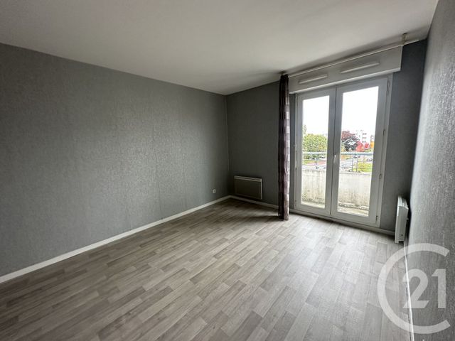 Appartement F2 à vendre - 2 pièces - 43,15 m2 - Corbeil Essonnes - 91 - ILE-DE-FRANCE