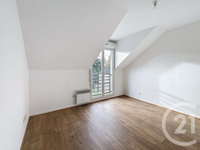 Appartement à vendre - 3 pièces - 67 m2 - St Germain Les Corbeil - 91 - ILE-DE-FRANCE