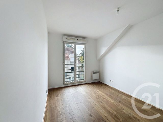 Appartement à vendre - 3 pièces - 67 m2 - St Germain Les Corbeil - 91 - ILE-DE-FRANCE