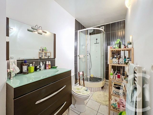 Appartement F2 à vendre - 2 pièces - 37,34 m2 - Corbeil Essonnes - 91 - ILE-DE-FRANCE