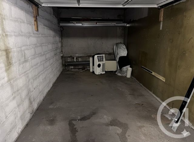 Parking à vendre - 13 m2 - Evry - 91 - ILE-DE-FRANCE