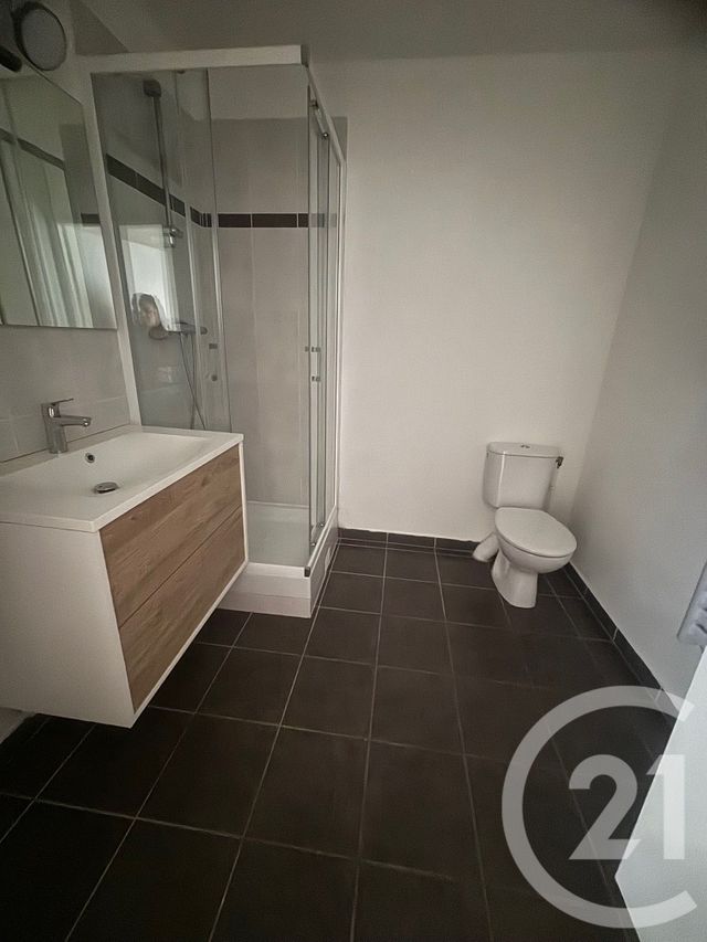 Appartement F1 &agrave; louer - 1 pi&egrave;ce - 26,80 m2 - St Germain Les Corbeil - 91 - ILE-DE-FRANCE