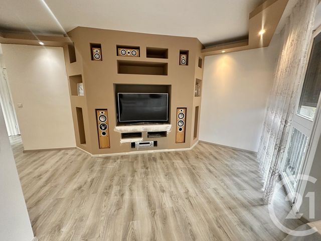 Appartement F4 à vendre - 4 pièces - 84 m2 - Grigny - 91 - ILE-DE-FRANCE