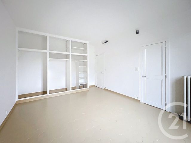 Maison à vendre - 4 pièces - 101 m2 - Corbeil Essonnes - 91 - ILE-DE-FRANCE