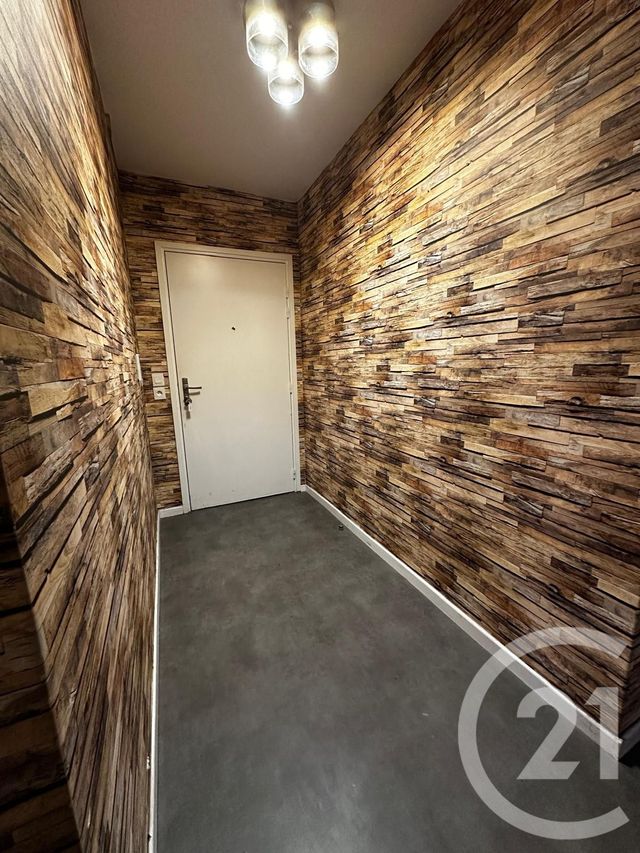 Appartement F5 &agrave; louer - 5 pi&egrave;ces - 91,04 m2 - Corbeil Essonnes - 91 - ILE-DE-FRANCE