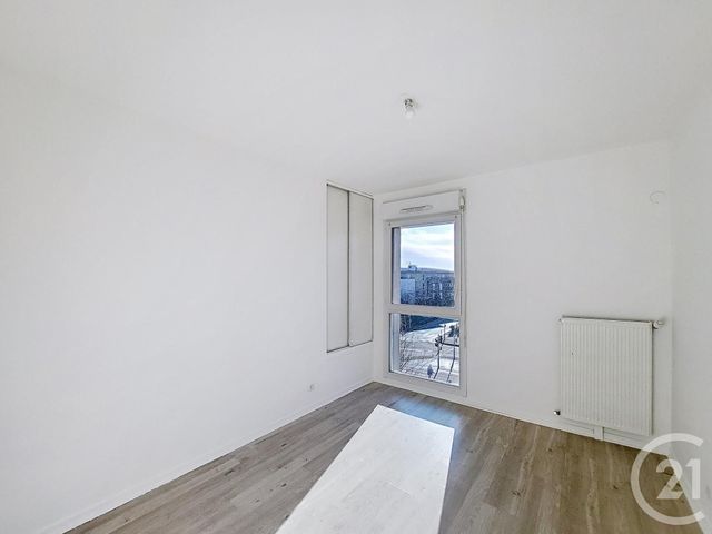 Appartement F4 &agrave; vendre - 4 pi&egrave;ces - 72,75 m2 - Corbeil Essonnes - 91 - ILE-DE-FRANCE