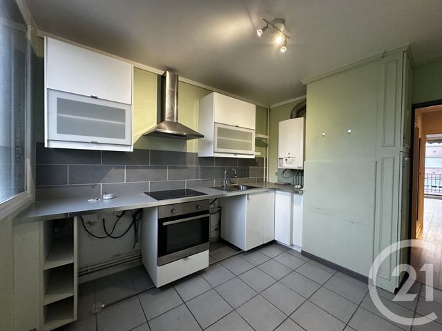 Appartement F3 &agrave; louer - 3 pi&egrave;ces - 64,64 m2 - Corbeil Essonnes - 91 - ILE-DE-FRANCE