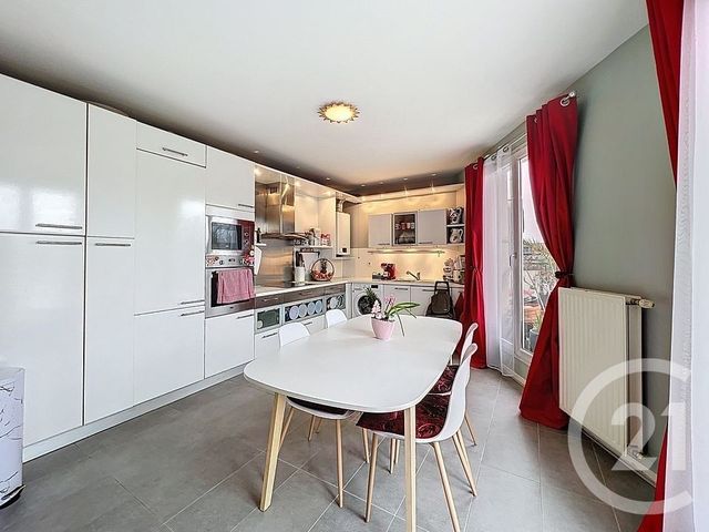 Appartement F4 &agrave; vendre - 4 pi&egrave;ces - 125 m2 - Corbeil Essonnes - 91 - ILE-DE-FRANCE