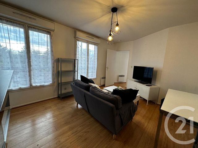 Appartement F2 &agrave; louer - 2 pi&egrave;ces - 36,52 m2 - Corbeil Essonnes - 91 - ILE-DE-FRANCE