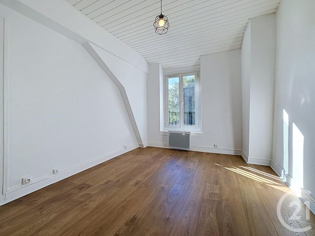 Appartement F2 &agrave; louer - 2 pi&egrave;ces - 31,63 m2 - Corbeil Essonnes - 91 - ILE-DE-FRANCE