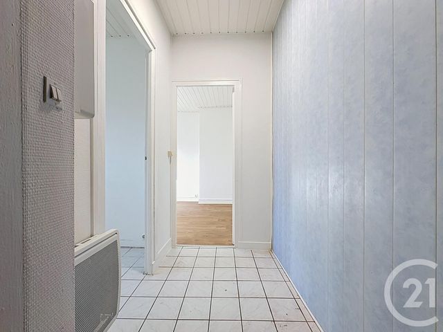 Appartement F2 &agrave; louer - 2 pi&egrave;ces - 31,63 m2 - Corbeil Essonnes - 91 - ILE-DE-FRANCE