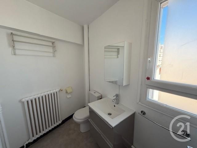 Appartement F1 &agrave; louer - 1 pi&egrave;ce - 31 m2 - Maisons Alfort - 94 - ILE-DE-FRANCE