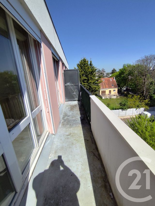 Appartement F3 &agrave; louer - 3 pi&egrave;ces - 64,63 m2 - Corbeil Essonnes - 91 - ILE-DE-FRANCE