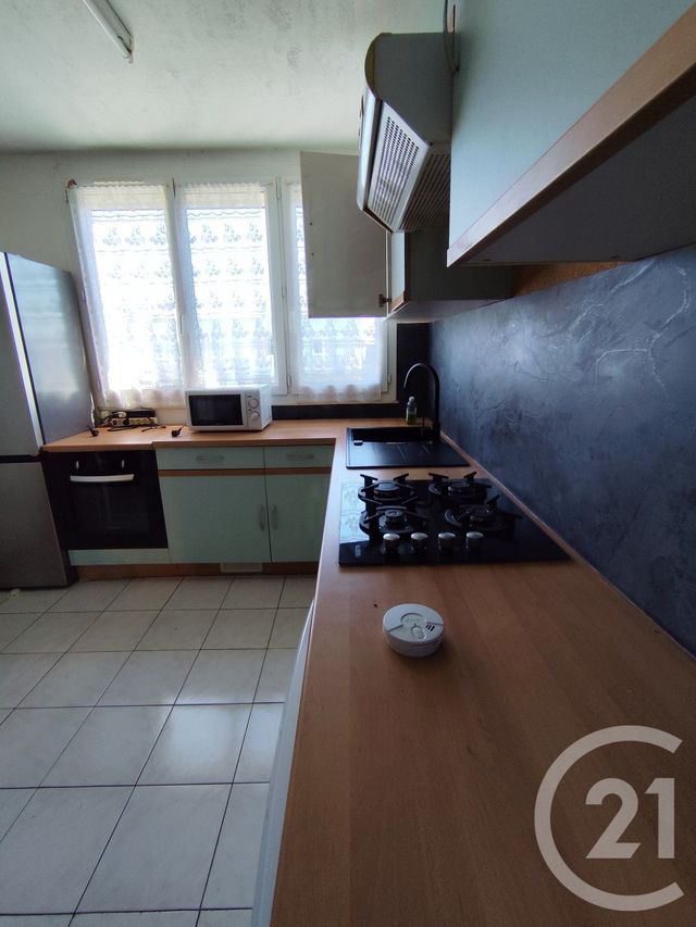 Appartement F3 &agrave; louer - 3 pi&egrave;ces - 64,63 m2 - Corbeil Essonnes - 91 - ILE-DE-FRANCE