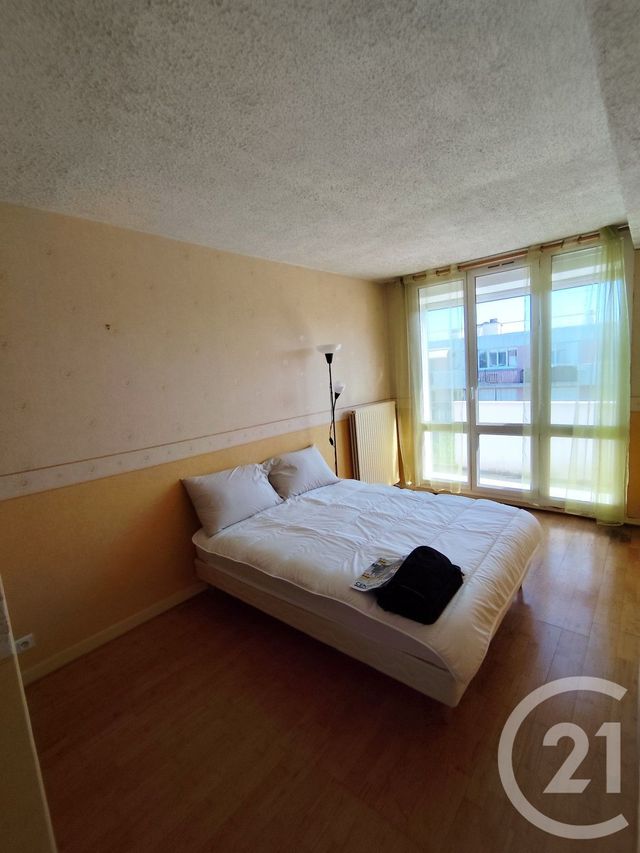 Appartement F3 &agrave; louer - 3 pi&egrave;ces - 64,63 m2 - Corbeil Essonnes - 91 - ILE-DE-FRANCE