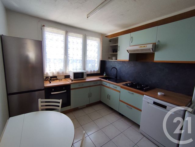 Appartement F3 &agrave; louer - 3 pi&egrave;ces - 64,63 m2 - Corbeil Essonnes - 91 - ILE-DE-FRANCE