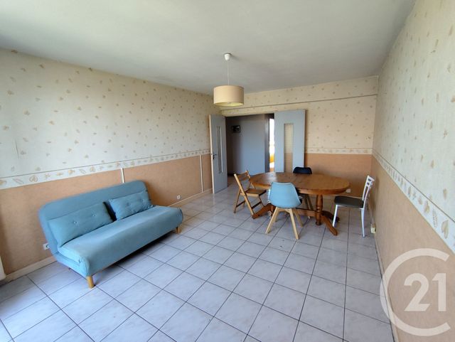 Appartement F3 &agrave; louer - 3 pi&egrave;ces - 64,63 m2 - Corbeil Essonnes - 91 - ILE-DE-FRANCE