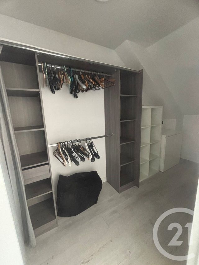 Appartement Duplex &agrave; louer - 2 pi&egrave;ces - 56,15 m2 - Corbeil Essonnes - 91 - ILE-DE-FRANCE