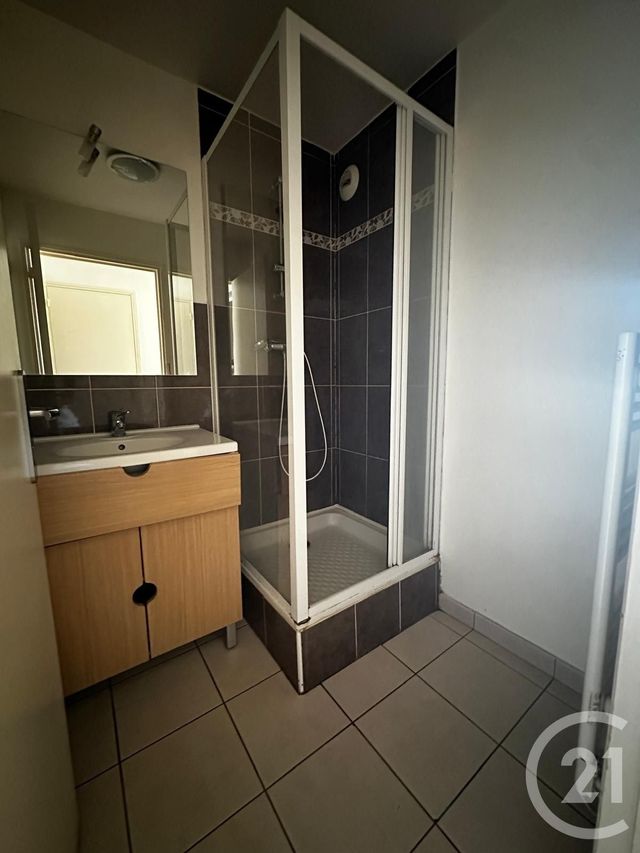 Appartement F1 &agrave; louer - 1 pi&egrave;ce - 24,10 m2 - Corbeil Essonnes - 91 - ILE-DE-FRANCE