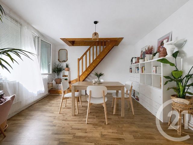 Appartement &agrave; vendre - 3 pi&egrave;ces - 57 m2 - Corbeil Essonnes - 91 - ILE-DE-FRANCE