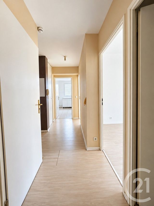 Appartement T3 &agrave; vendre - 3 pi&egrave;ces - 56,59 m2 - Ste Genevieve Des Bois - 91 - ILE-DE-FRANCE